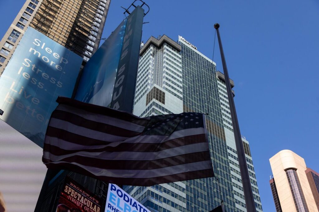 米銀行株の投資判断引き下げ、景気後退リスク増大で－モルガンＳ - Bloomberg