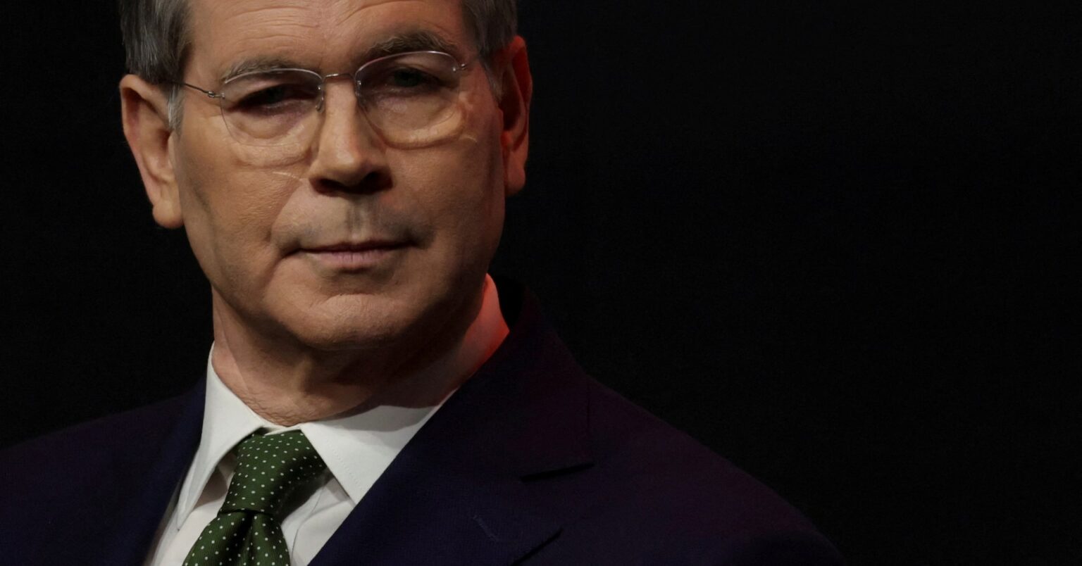 中国の対抗措置は大きな間違い、「負け戦になる」＝米財務長官 | ロイター