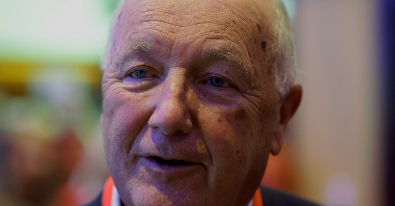 米上院、駐カナダ大使人事承認　元下院議員のホークストラ氏 | ロイター