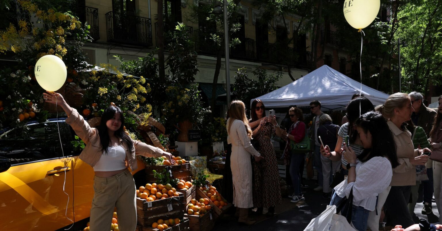 アングル：観光依存のスペイン経済、住民にはオーバーツーリズムの負担 | ロイター