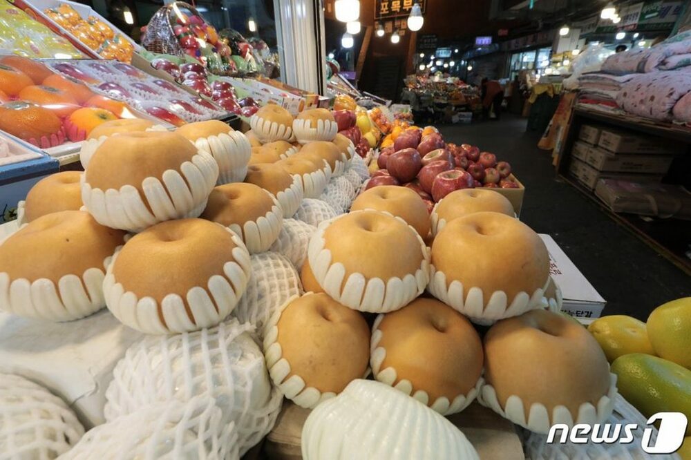 “食べ放題”と勘違い…毎日試食を要求する韓国の「試食モンスター常連客」　写真枚　国際ニュース：AFPBB News