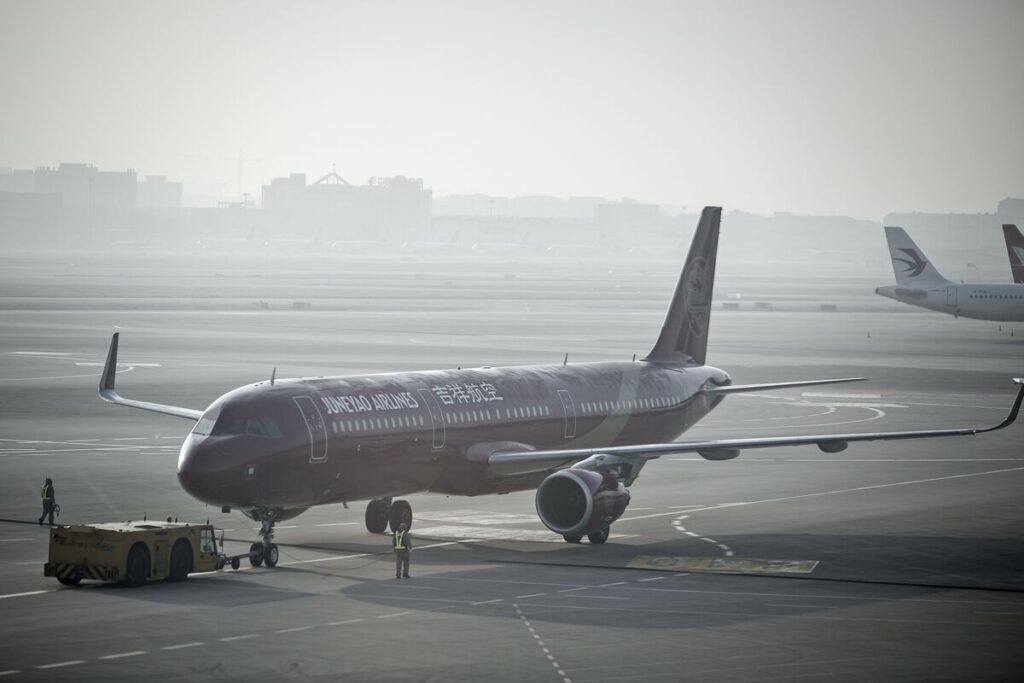 中国の吉祥航空、ボーイング機の受領を延期－米中関税合戦が影響 - Bloomberg
