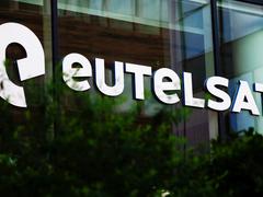 Starlink衛星通信をフランスのEutelsatは代替できるか。ウクライナ軍の生命線、株価「500％」急上昇 | Business Insider Japan