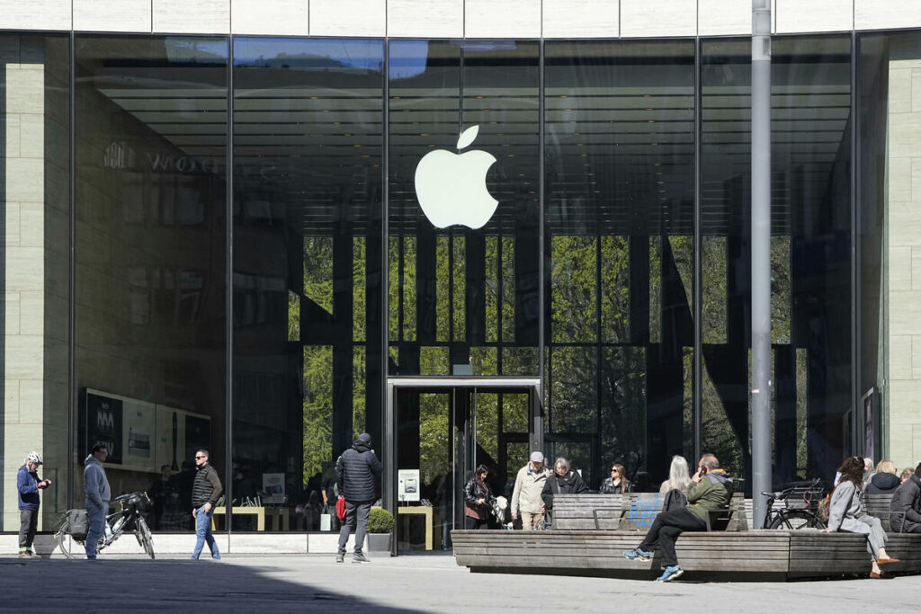 アップル、インド製iPhoneを米国に輸入　対中関税回避の短期的措置 長期的に関税適用除外を目指す　米政権との交渉力がカギ(1/2) | JBpress (ジェイビープレス)