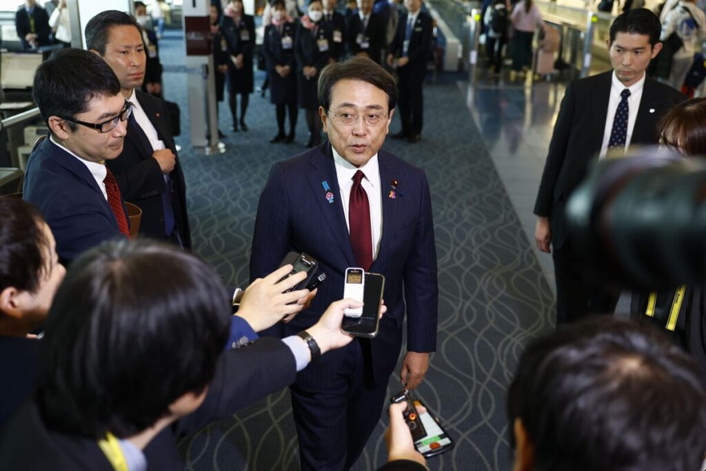 米大統領は日本との関税交渉最優先の意向、為替協議せず－赤沢再生相 - Bloomberg