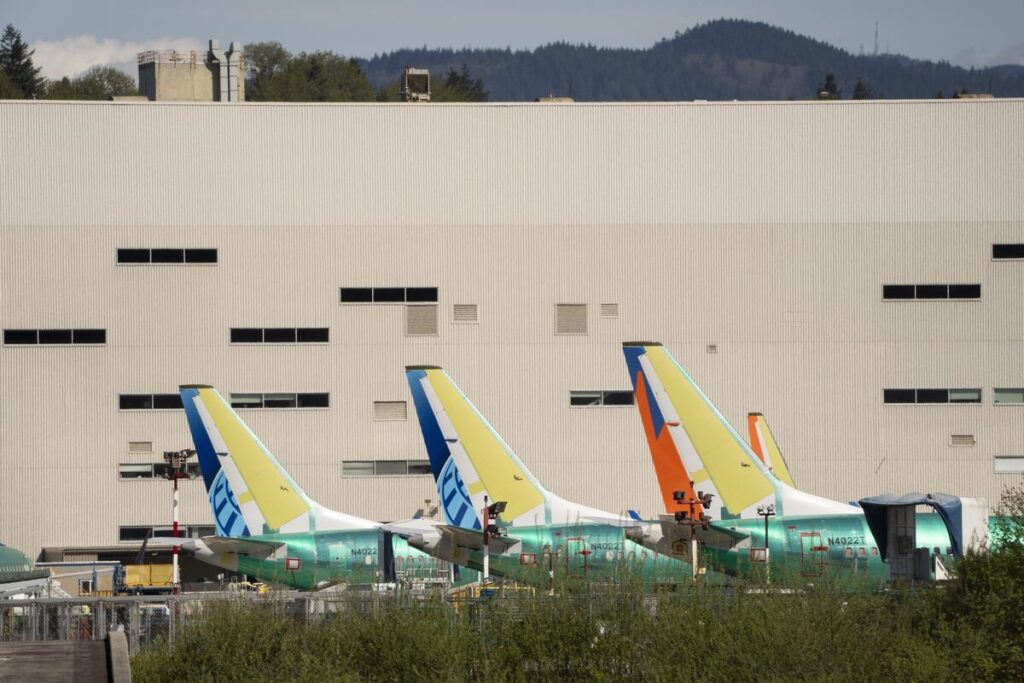 ボーイング、中国に納入予定の航空機を米に戻す-貿易戦争激化 – Bloomberg ボーイング、中国に納入予定の航空機を米に戻す-貿易戦争激化 - Bloomberg