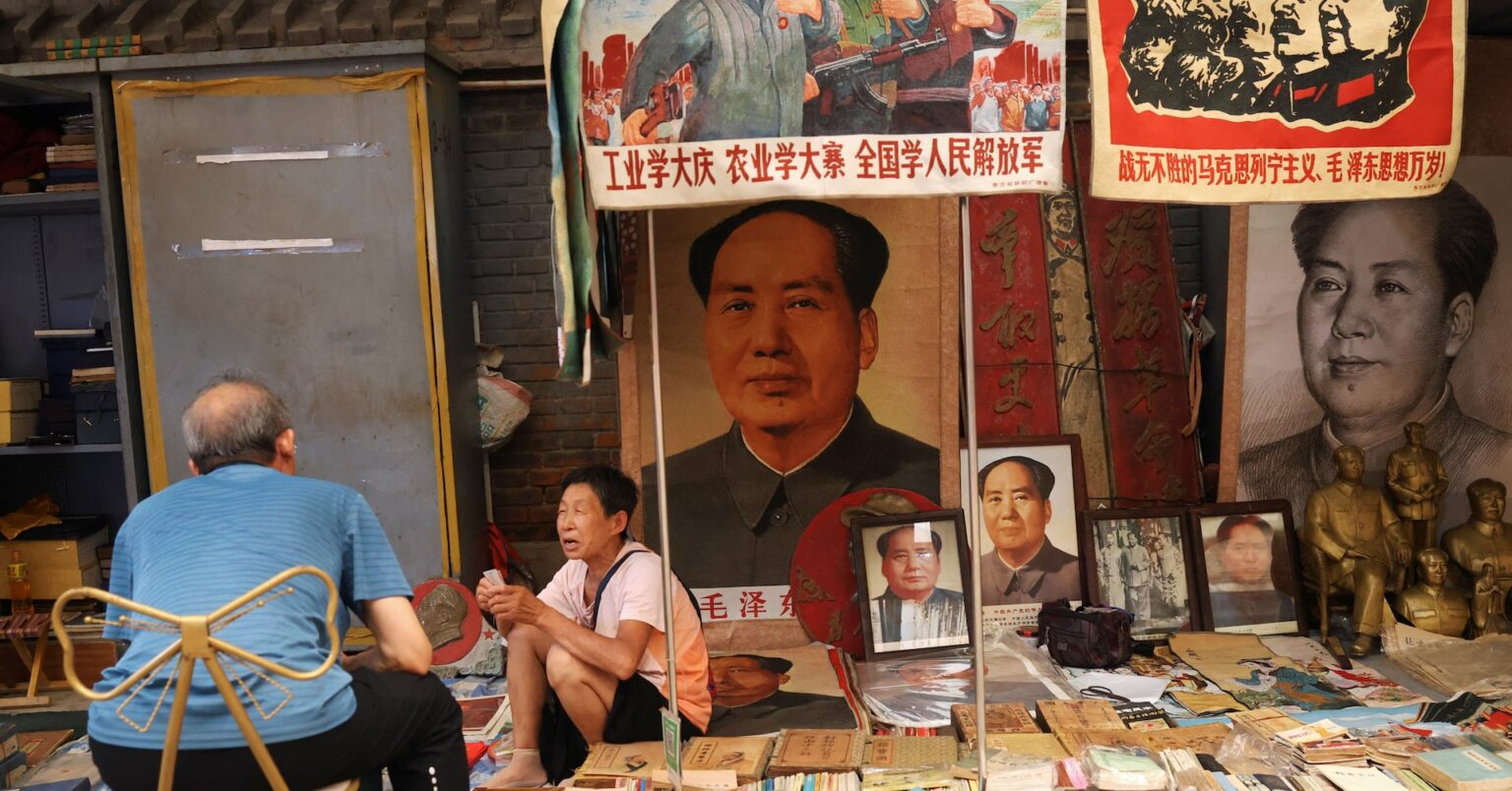 アングル：中国研究にも検閲強化、骨董市から消えた史料　かつては「宝の山」 | ロイター