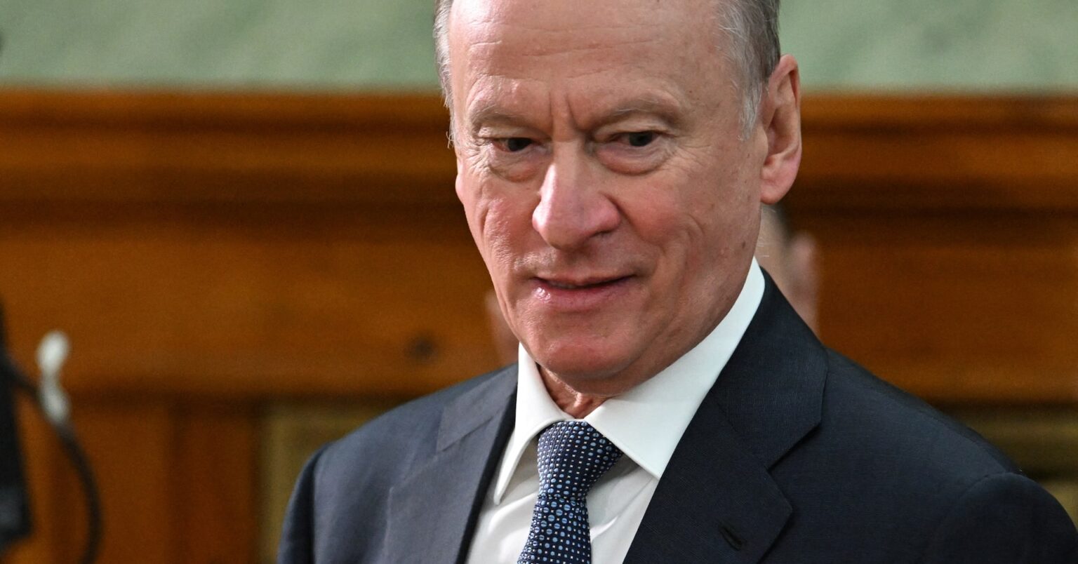 プーチン氏側近「米ロの信頼回復必要」、北極圏協力再開も示唆 | ロイター