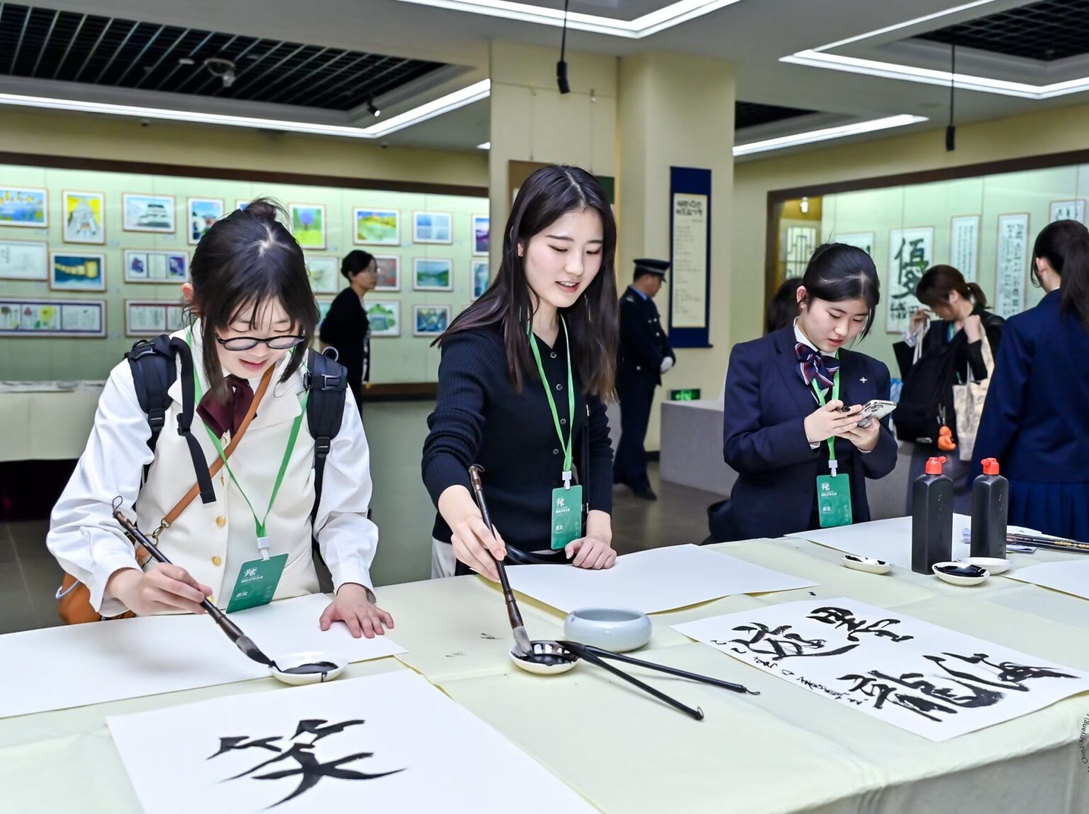 中国（安陽）国際漢字大会開催、小田原市訪中団が安陽市で文化交流