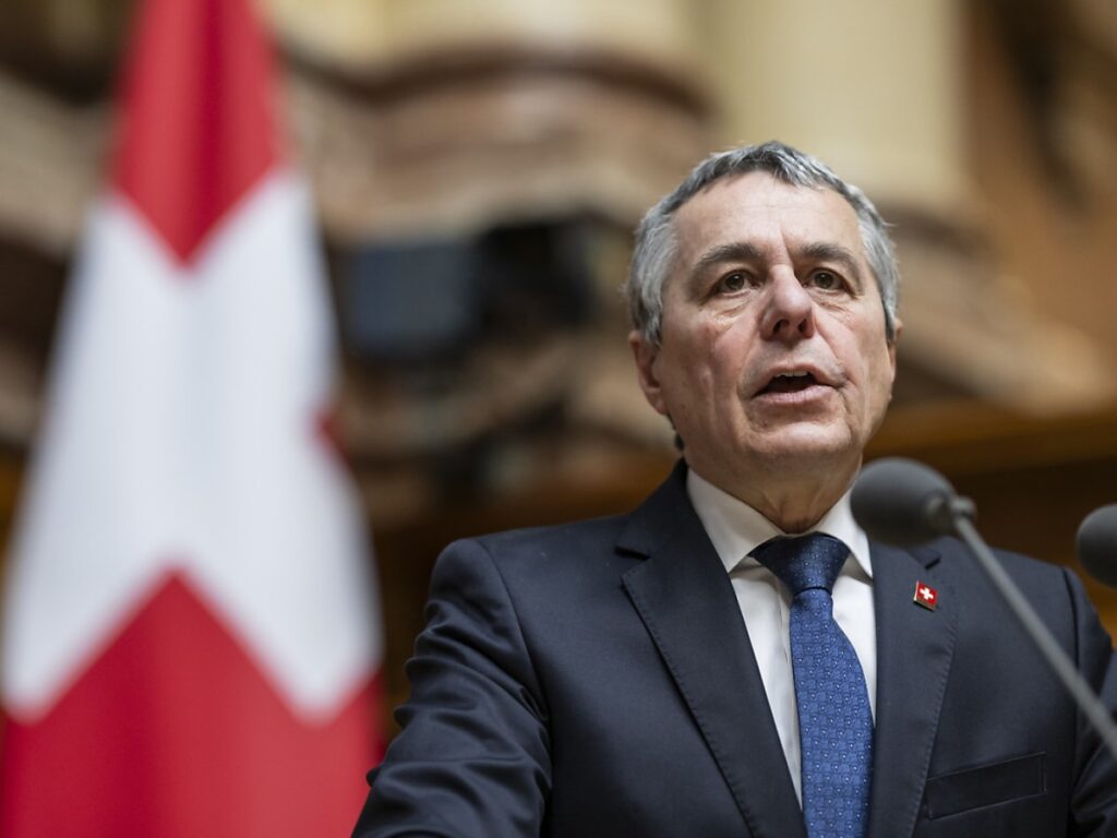 スイス外相、日本と中国を訪問 - SWI swissinfo.ch