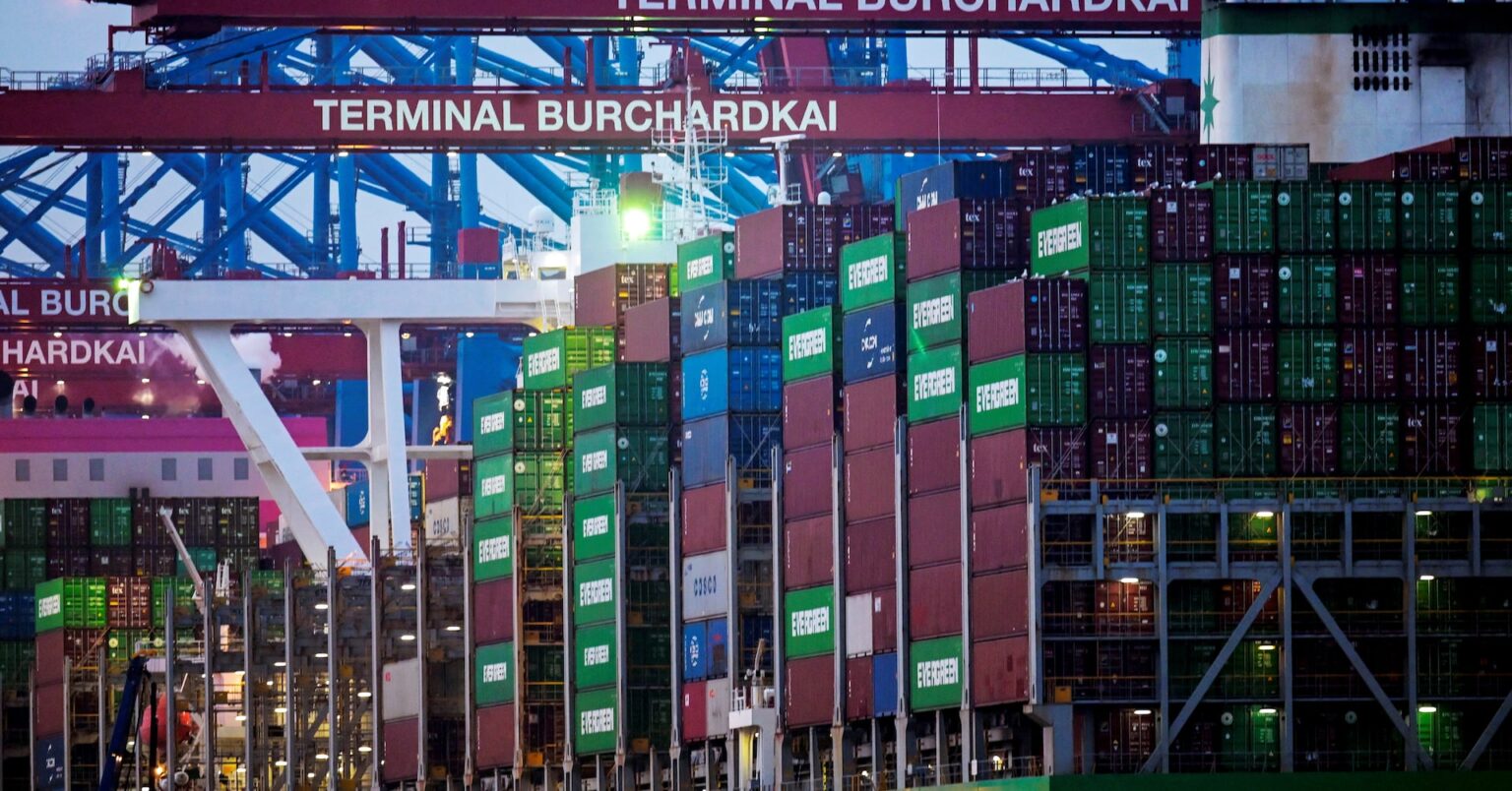 ＥＵの対米輸出、2月は前年比22.4％増　1年超ぶり高い伸び | ロイター