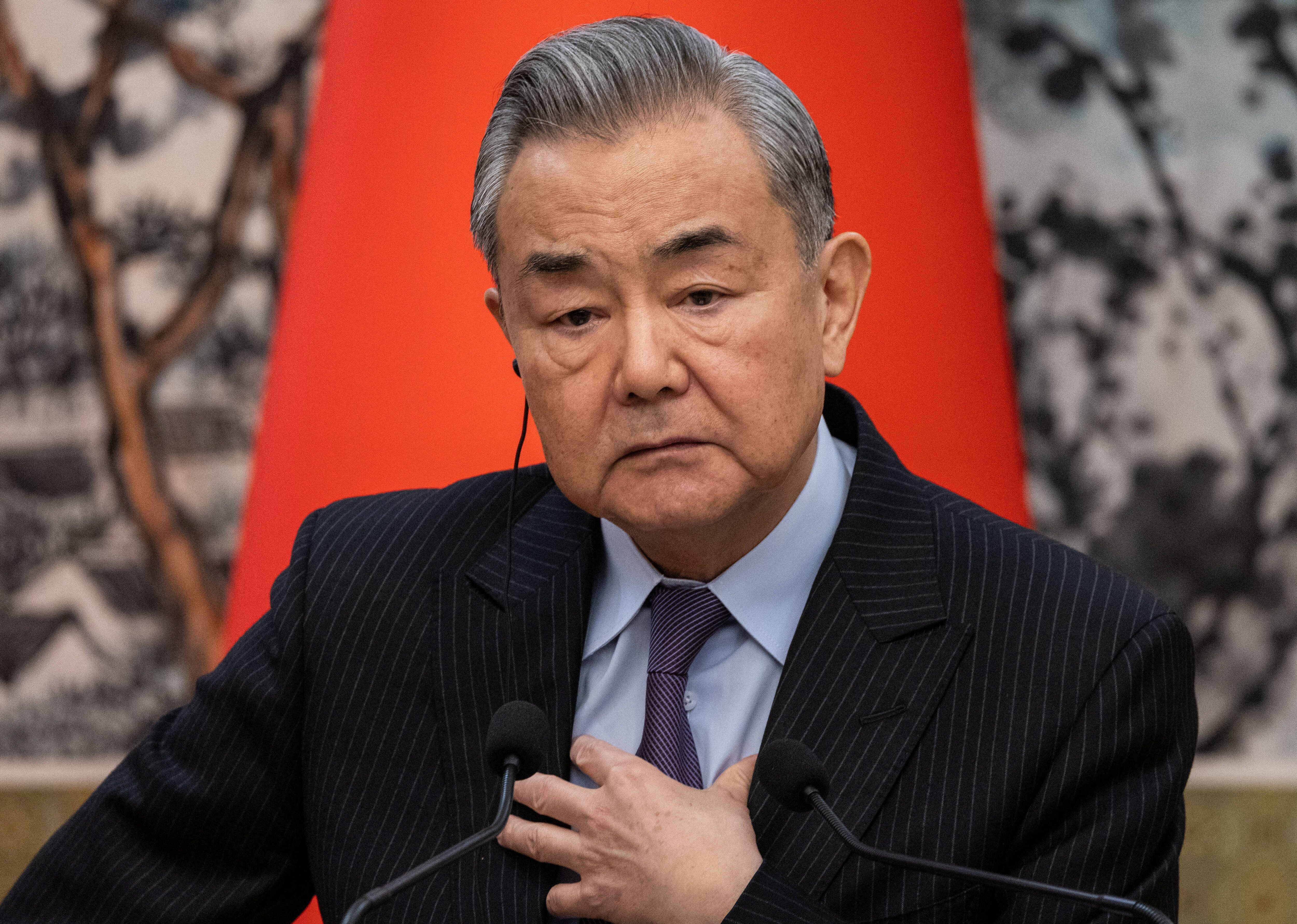 中国、イランの対米核協議を支持　外相会談で