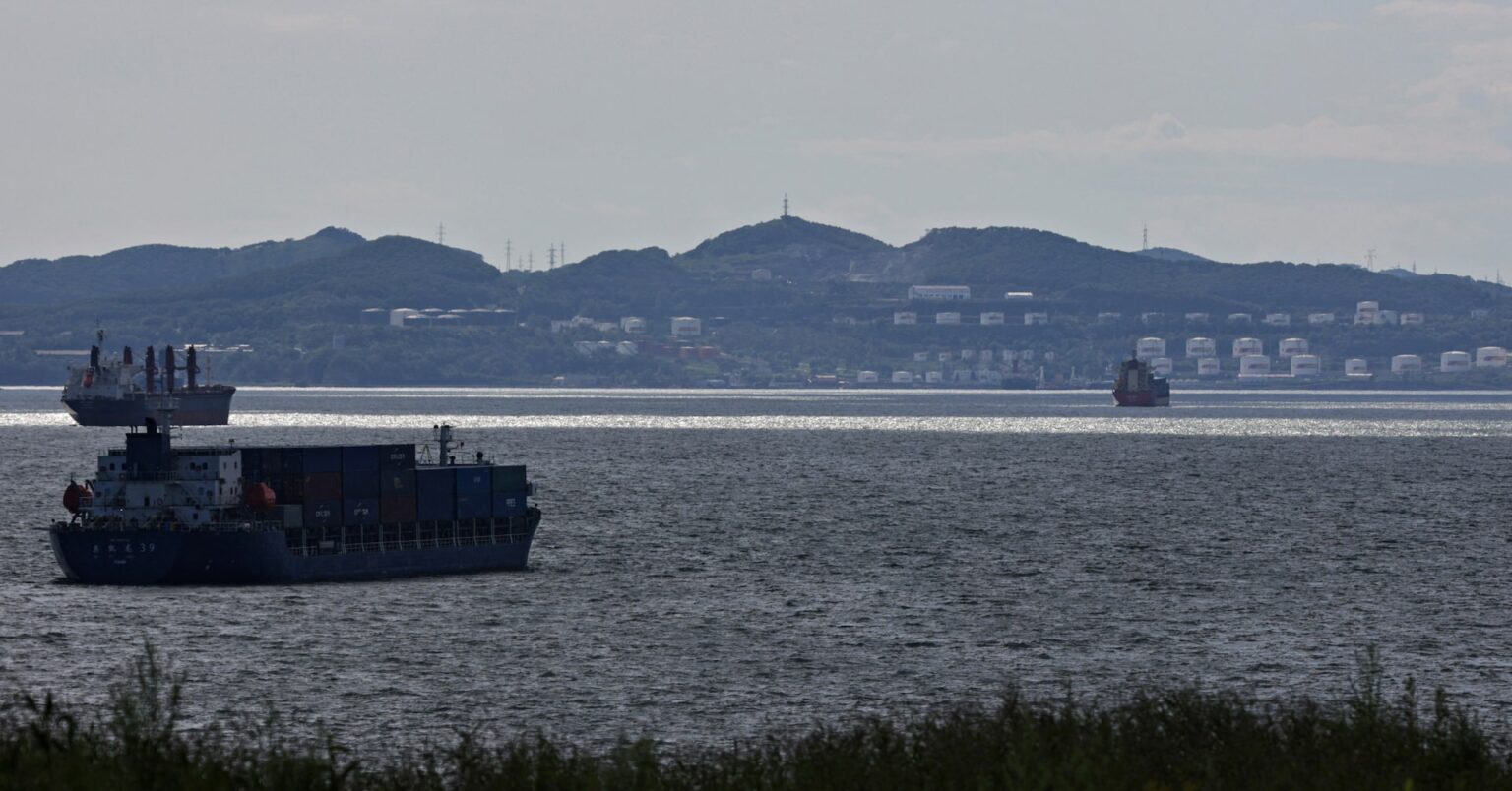 原油先物2％下落、ＯＰＥＣプラスの増産提案報道で | ロイター