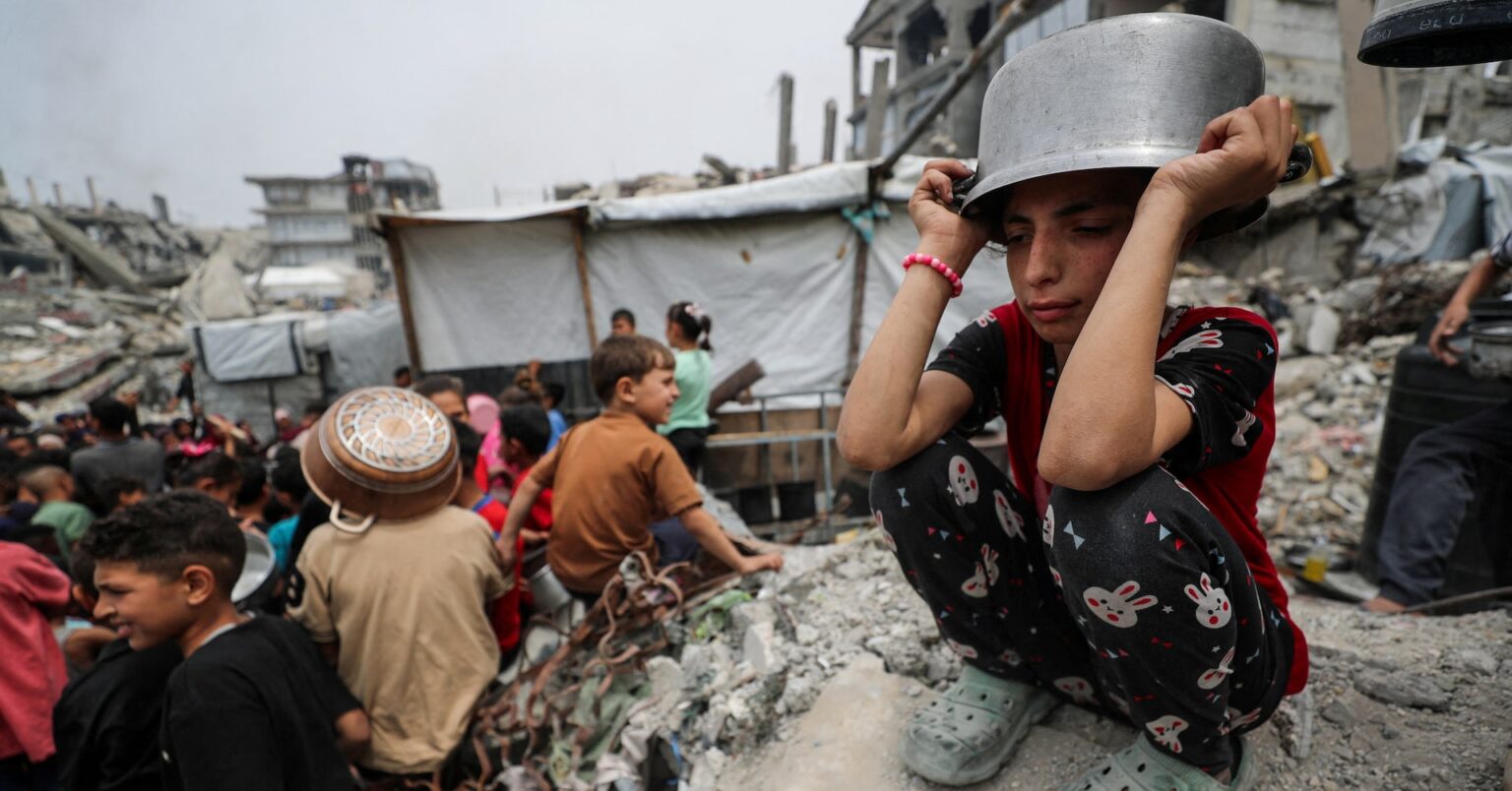 ガザ支援搬入認めるようイスラエル首相に要請＝トランプ氏 | ロイター