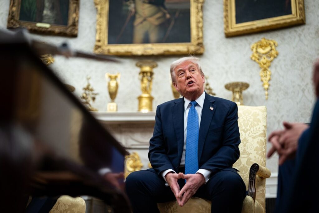 トランプ氏、関税収入による新たな所得減税を示唆-年収20万ドル未満 – Bloomberg トランプ氏、関税収入による新たな所得減税を示唆-年収20万ドル未満 - Bloomberg