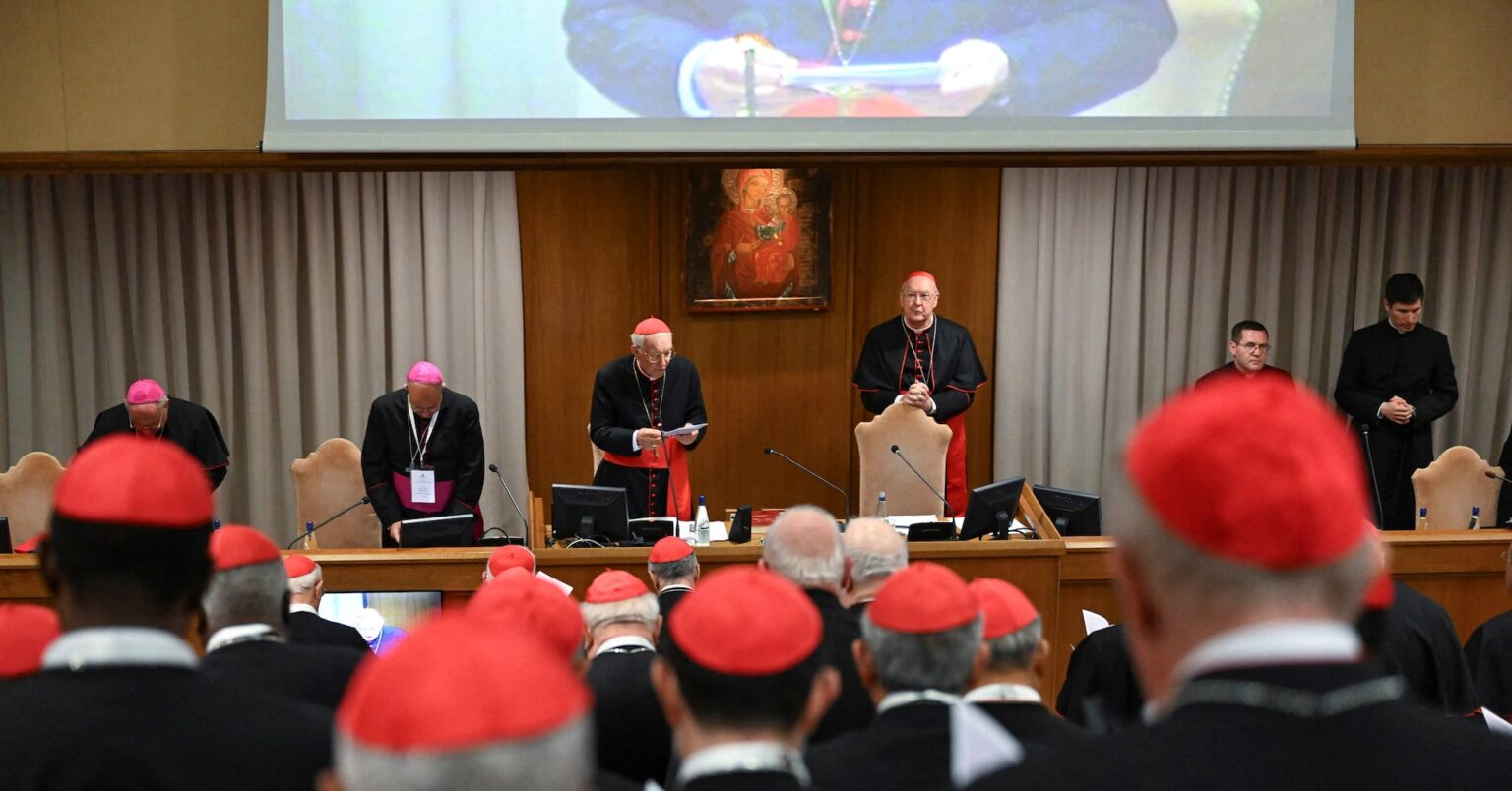 新教皇選出のコンクラーベ、5月7日開始 バチカン発表 | ロイター 新教皇選出のコンクラーベ、5月7日開始 バチカン発表 | ロイター
