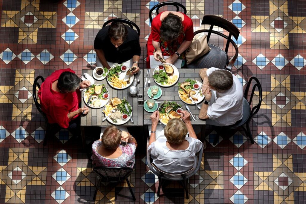 豪州の基調インフレ、予想上回る加速－利下げ期待後退で豪ドル高 - Bloomberg