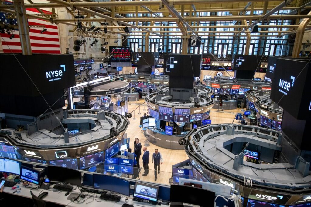 【米国市況】Ｓ＆Ｐ続伸、強気筋が高リスクの賭け－ドル142円台前半 - Bloomberg