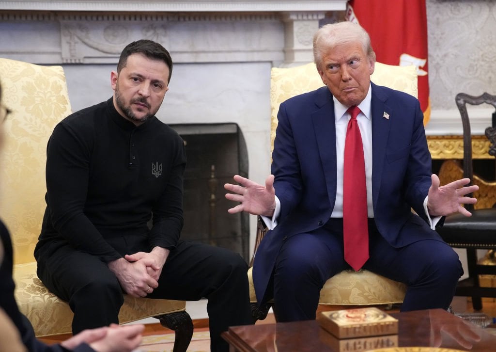 トランプは、ゼレンスキーが鉱物取引から後退したいと主張する