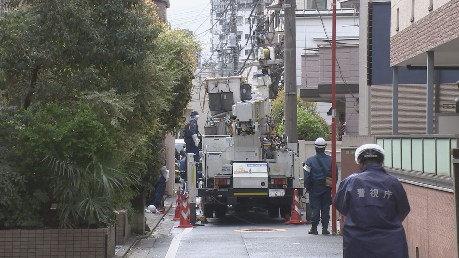 【速報】約300キロの変圧器が高さ約3メートルから落下し直撃　男性作業員（54）が死亡　電柱に取り付け工事中　東京・文京区　警視庁（TBS NEWS DIG Powered by JNN）