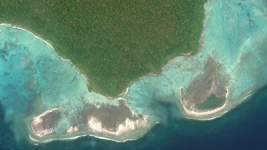 SNSが未接触先住民の「新たな脅威」に インフルエンサーが無断でインドの島に立ち入り逮捕（BBC News） - Yahoo!ニュース - Yahoo!ニュース
