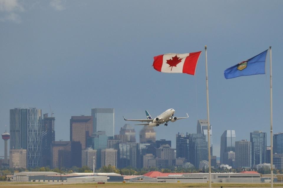 カナダからアメリカに行きたい人が減っている… 航空会社は路線も座席数も削減中（海外）（BUSINESS INSIDER JAPAN） - Yahoo!ニュース - Yahoo!ニュース