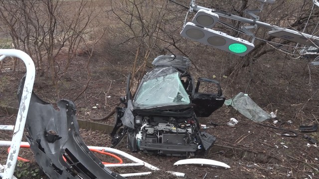 【続報】4人死傷事故 身元が判明 青森県青森市の国道交差点で乗用車とトラックが衝突（青森放送） - Yahoo!ニュース - Yahoo!ニュース