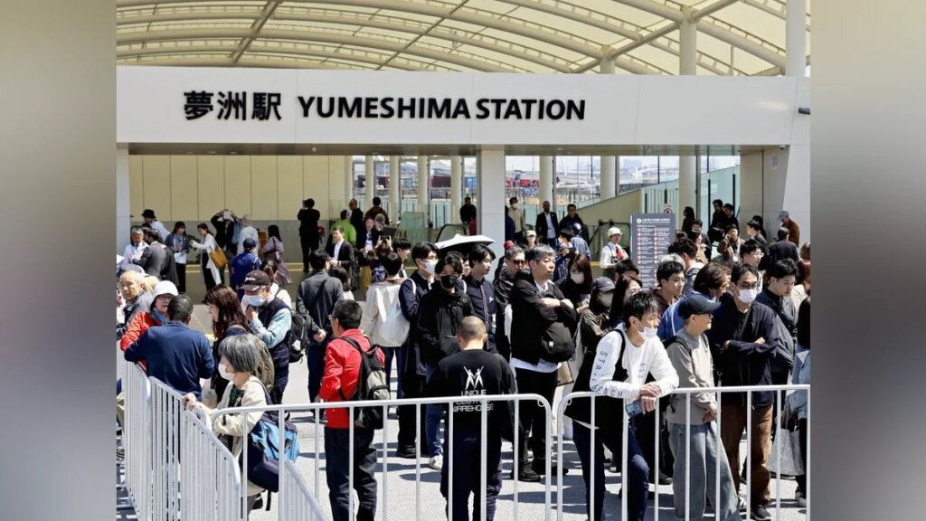 万博会場で現金は一切使えず、大型荷物も持ち込めず…入場ゲートでの荷物預かりは１個１万円 - 読売新聞オンライン