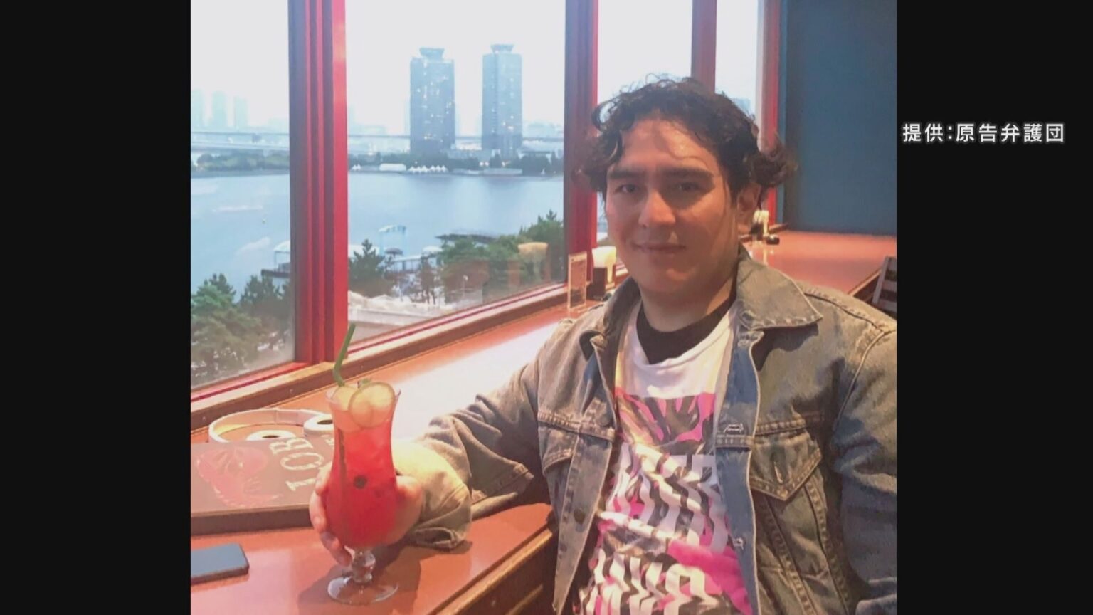 「入管で後ろ手錠で14時間」ペルー人男性が訴え国に賠償命じる判決も「職員の暴行でけが」とは認めず（関西テレビ） - Yahoo!ニュース - Yahoo!ニュース