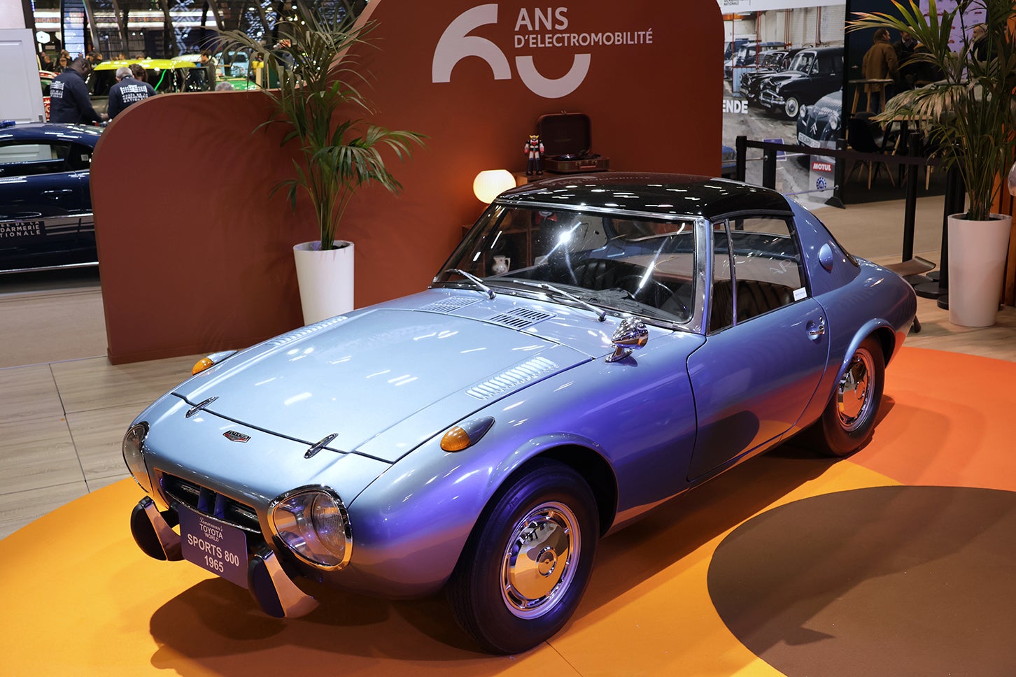 今回展示された1965年「トヨタ・スポーツ800」は、300台が造られた左ハンドル仕様である。なぜ現存台数が少ないかは、動画を参照されたい。オランダのローマンズ・トヨタワールド博物館蔵。