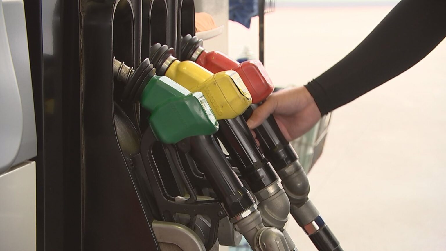 岩手県内ガソリン価格が3週ぶり値下がり 石破首相「1リットル10円引き下げへ」（岩手めんこいテレビ） - Yahoo!ニュース - Yahoo!ニュース