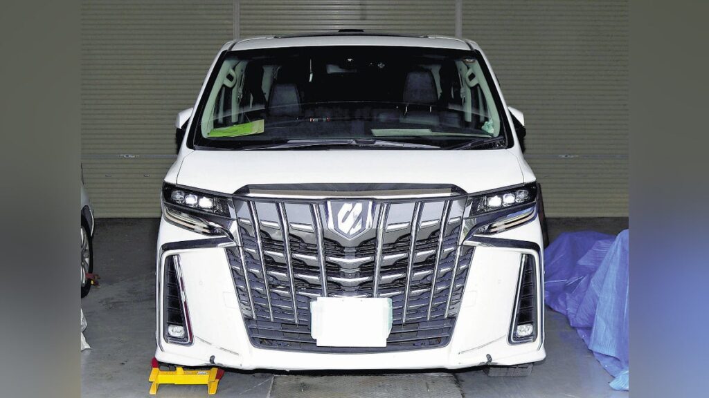 富士北麓で「白タク」横行、五重塔や「コンビニ富士」周辺でも…利用した中国人「中国の旅行サイトで予約した」 - 読売新聞オンライン