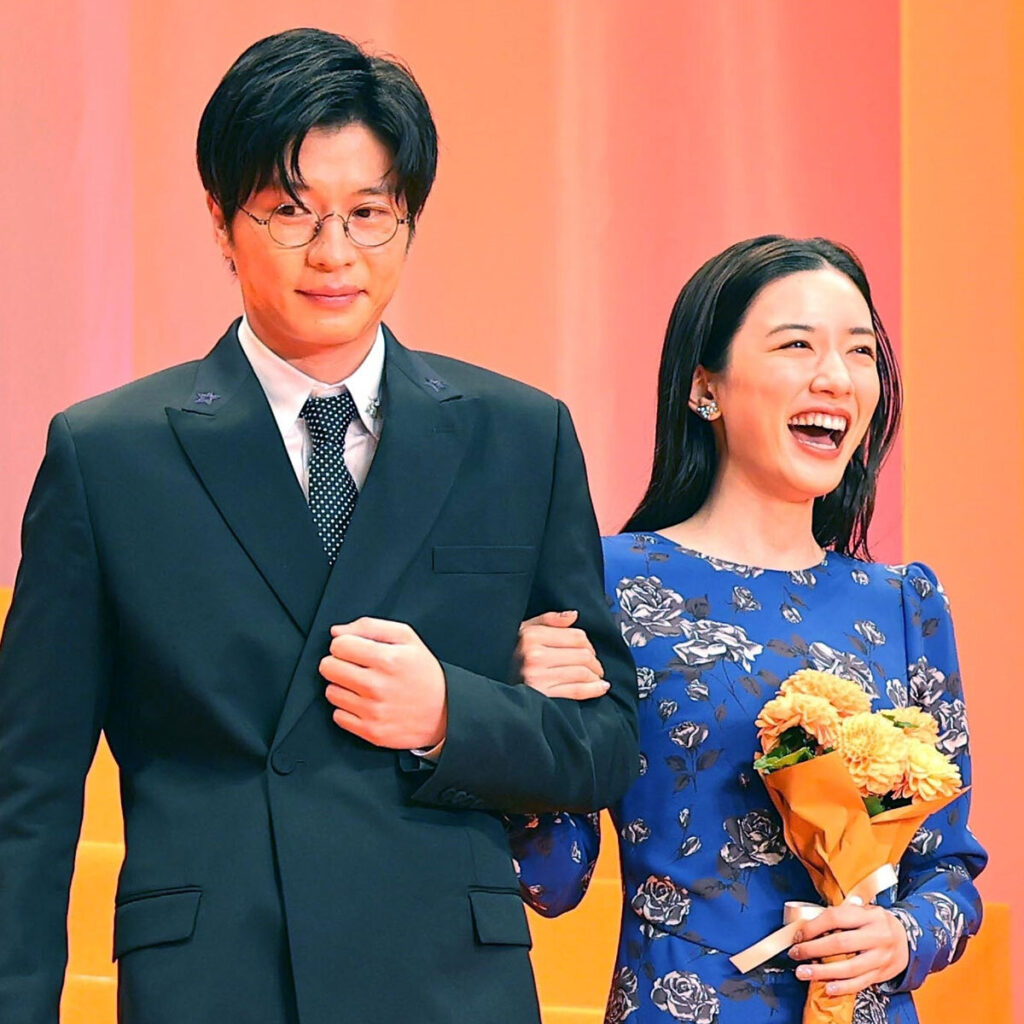 永野芽郁、衝撃の“肉食W不倫”の代償「CMドミノ降板」『キャスター』出演シーン大幅カット（SmartFLASH） - Yahoo!ニュース