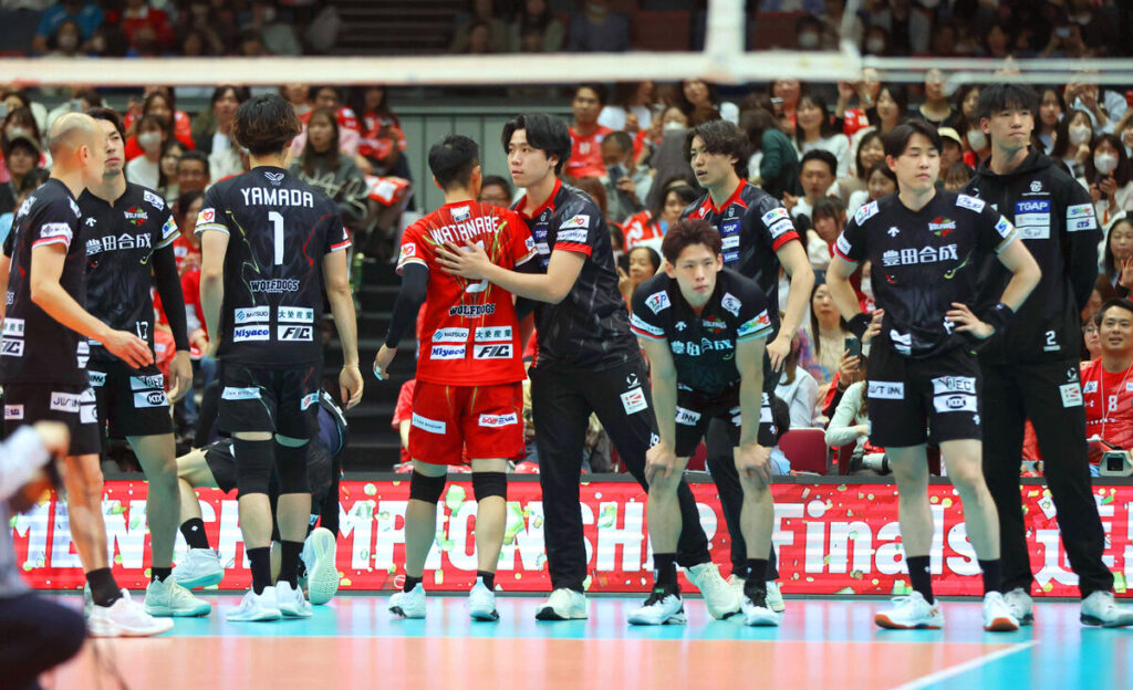 ＳＶリーグ準決勝 サントリーｖｓ名古屋で“誤審” 日本バレーボール協会「審判員の間違いは明らかです」…（スポーツ報知） - Yahoo!ニュース