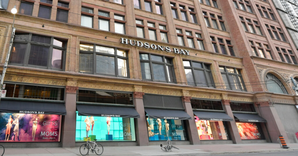 カナダ大手百貨店ハドソンズ・ベイ、破産法の適用を申請　融資を受け事業再建を目指す - WWDJAPAN