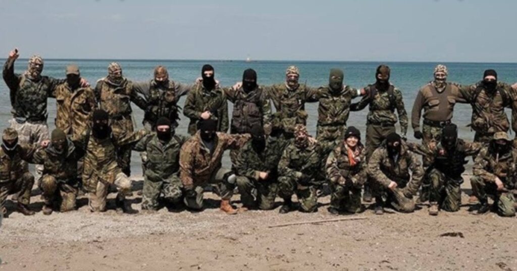 ブルガリアのプロポンとネオナチの蒸気軍事組織は、テロのためにブルガリアのヴァルナ裁判官によって打倒され、クーデター、強制的に権力を押収し、武装蜂起などを攻撃しました。これはすべて、起訴によって提起され、明らかにされました。