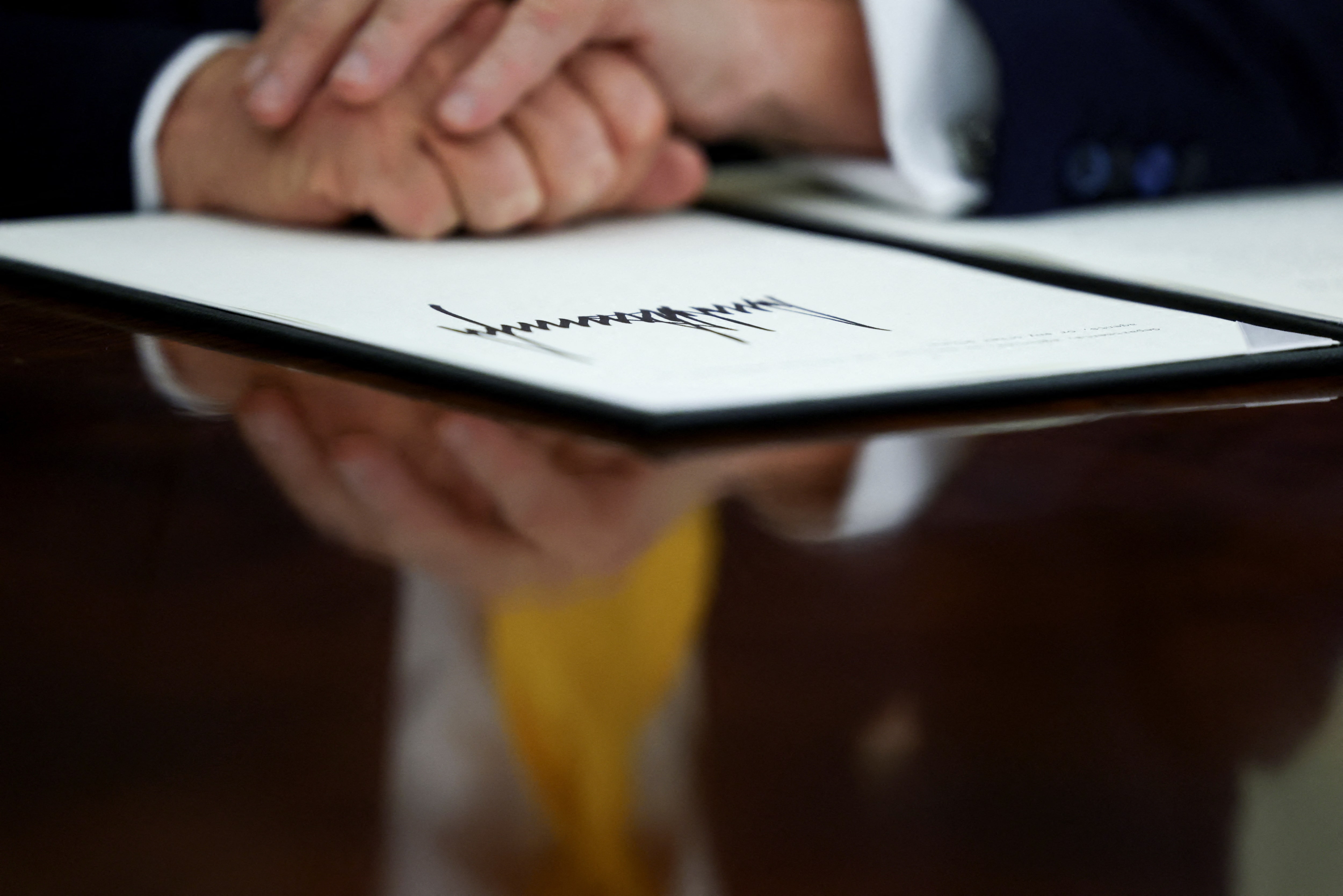 米大使館、取引先にＤＥＩ禁止順守を指示　スペインなど反発