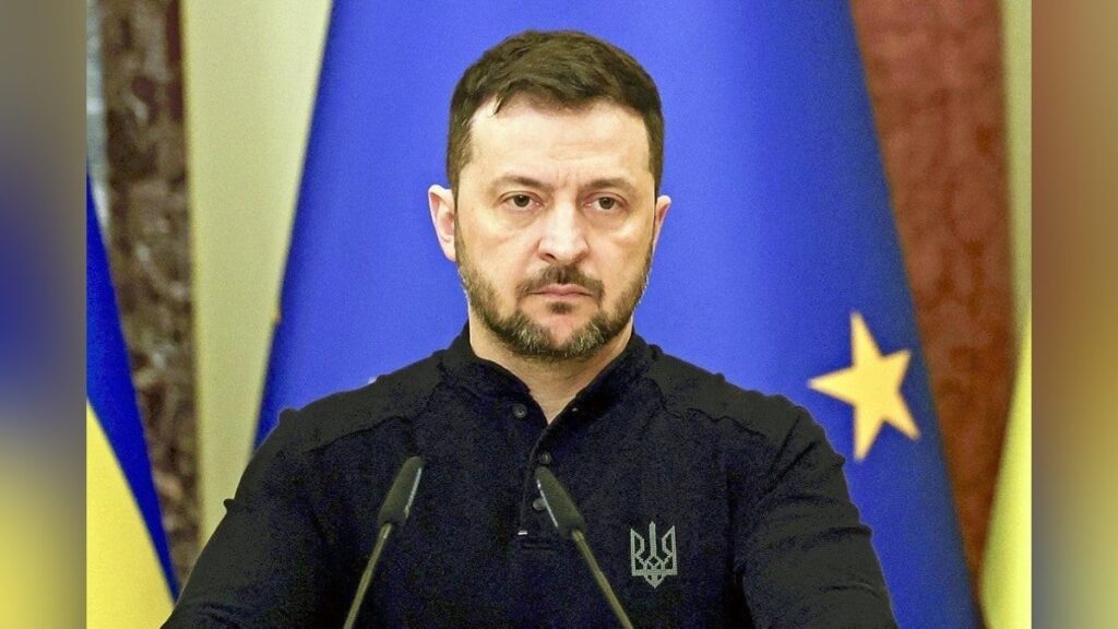 【パクッ…このピロシキ、中華あん入ってる！】ロシア軍一員の中国人２人を拘束、ゼレンスキー氏が映像も投稿…中国政府に確認求める意向