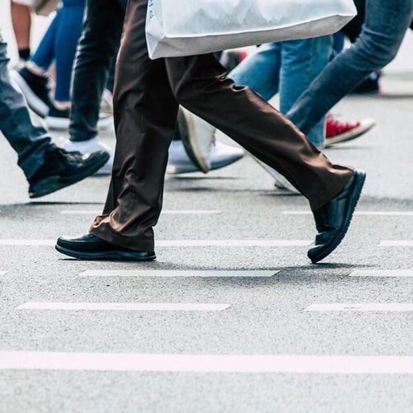 イースターで賑わった英国人観光客、一休み - MRIソフトウエア - FashionNetwork 日本