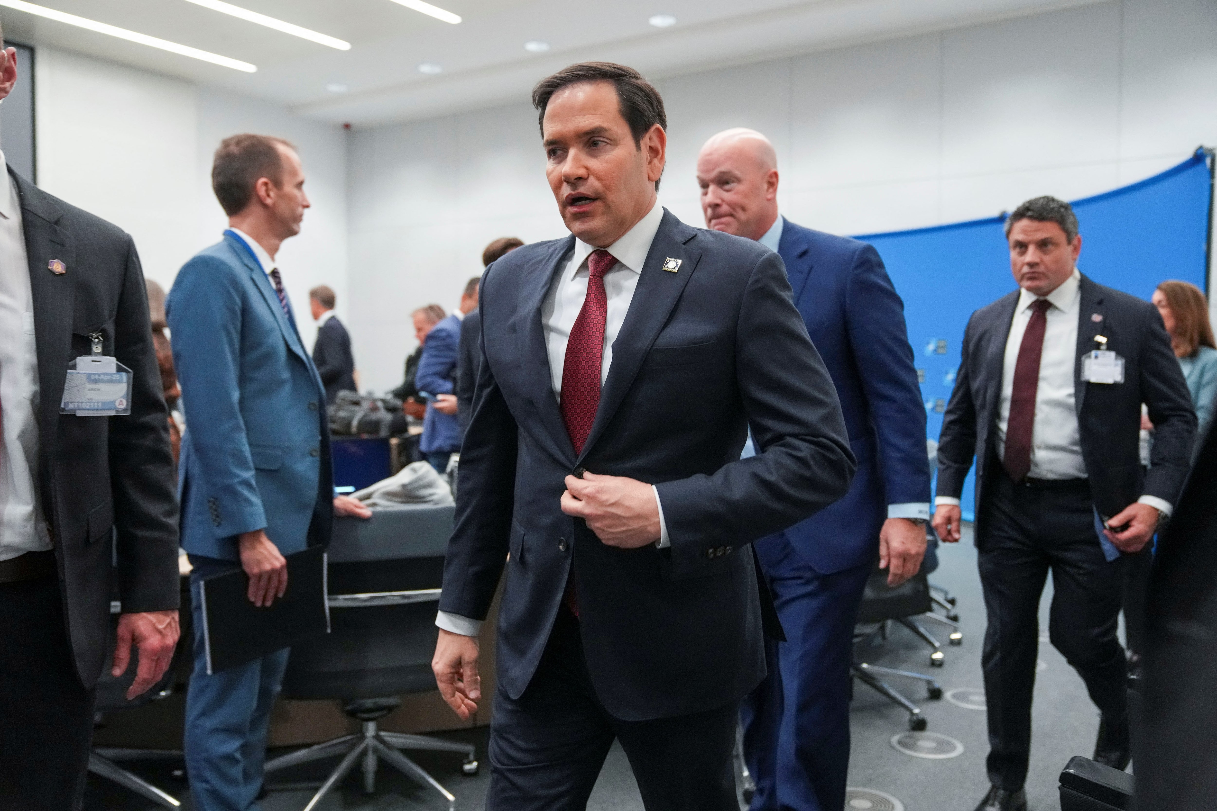 世界の人道援助、米はもはや大半負担せずと国務長官　「不公平」