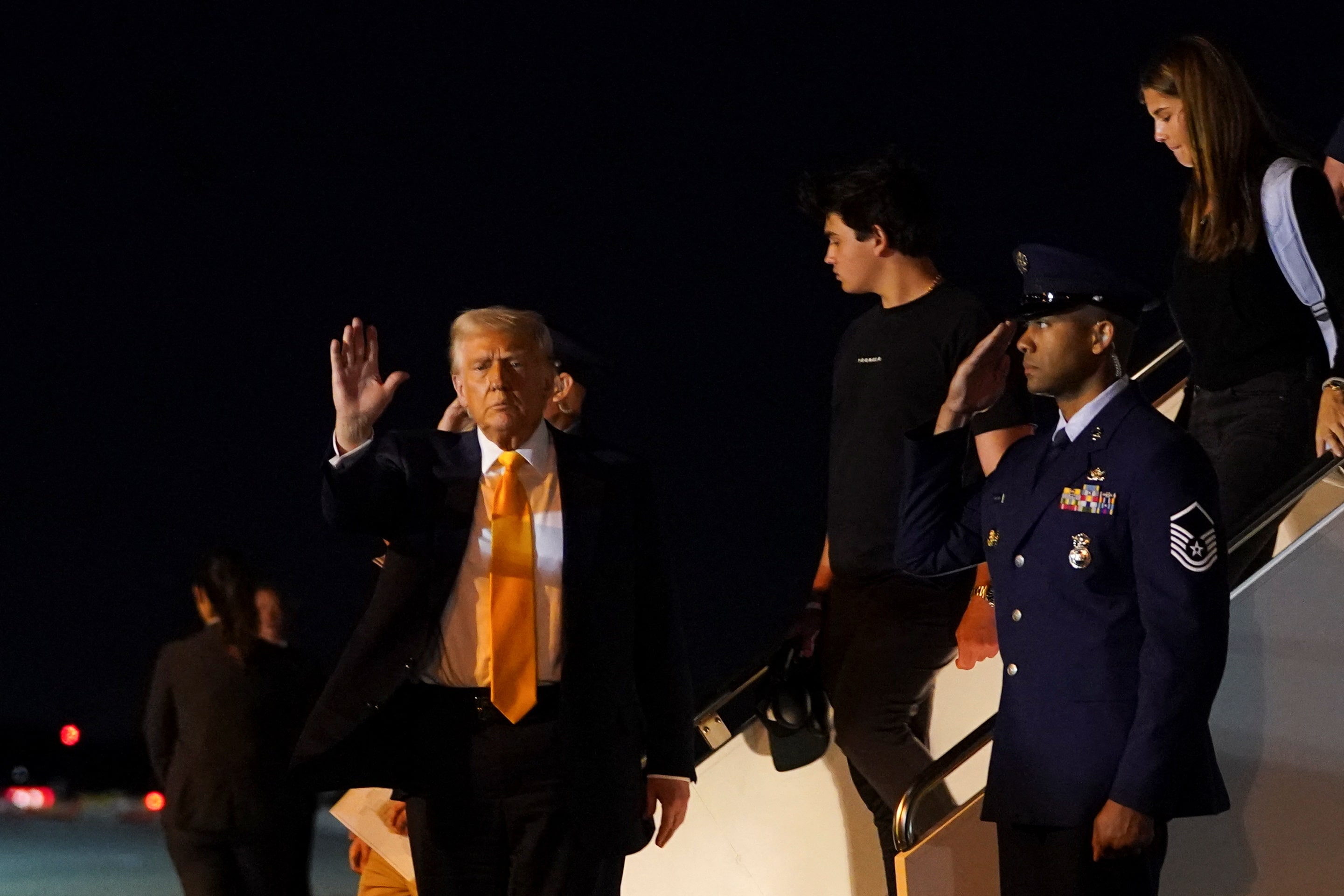 トランプ大統領「健康状態良好」、ホワイトハウスが健診結果公表