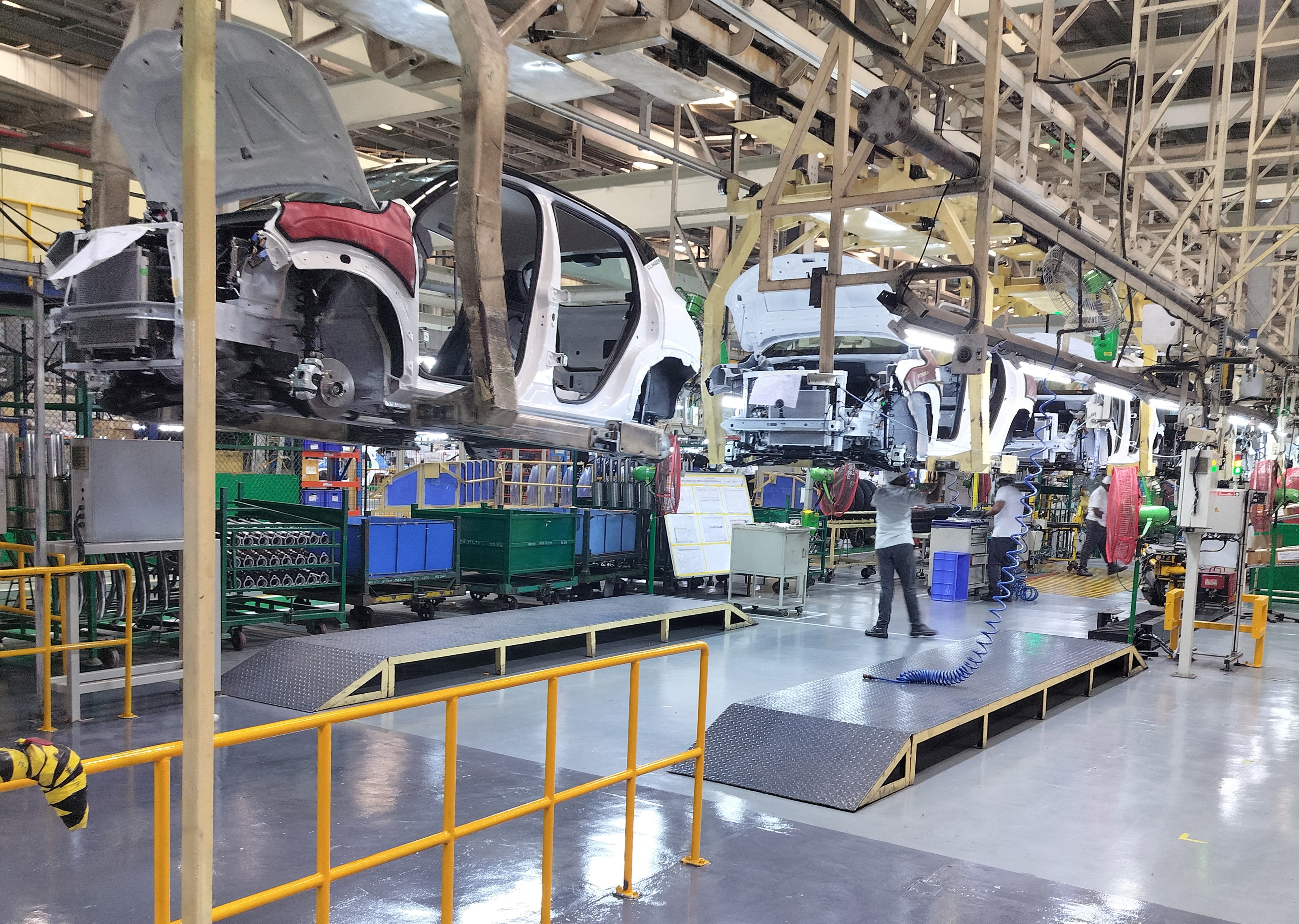 インド政府、輸入車関税の段階下げに前向き　対ＥＵ交渉＝関係筋