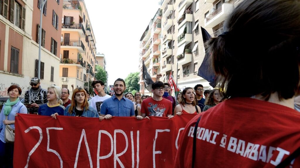 教皇フランシスの喪は4月25日の滅菌にも使用されます