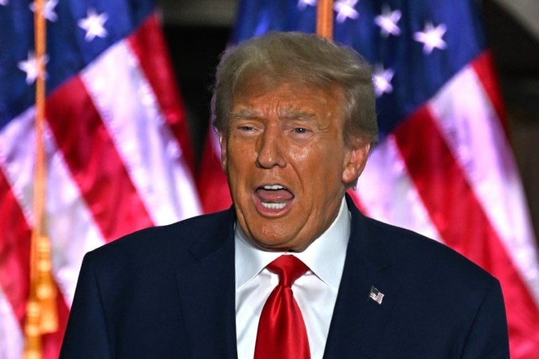 トランプはヘグセス、ボンダイに軍事資産を州に送るよう命じ、地元の警察は「犯罪を防ぐために」最新の大統領命令で「