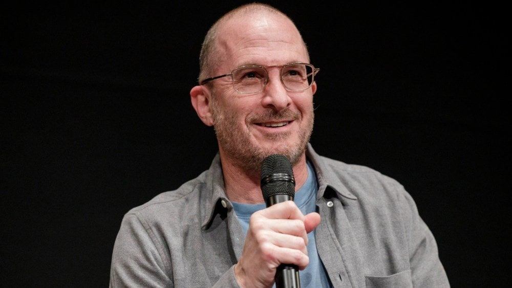 Darren Aronofskyは、方法で演技をしているように聞こえます：それは「仕事をしてプロフェッショナルであることとは対照的に、後ろに隠れるだけです」