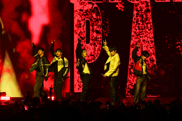 TOMORROW X TOGETHER、ヨーロッパ公演を盛況のうちに完走! 会場では韓国語での大合唱 | RBB TODAY TOMORROW X TOGETHER、ヨーロッパ公演を盛況のうちに完走! 会場では韓国語での大合唱 | RBB TODAY