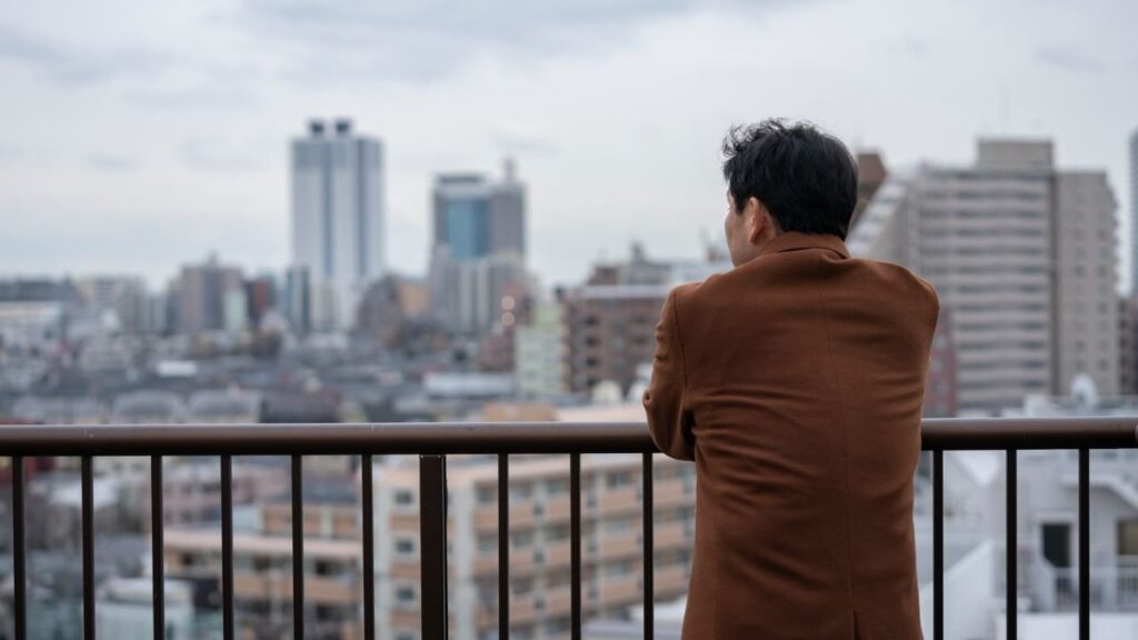 努力だけじゃどうにもならなかった。年収340万円・就職氷河期に泣いた47歳会社員、老親の介護で再び立ち止まる…“報われない時代”の果てに（THE GOLD ONLINE（ゴールドオンライン）） - Yahoo!ニュース