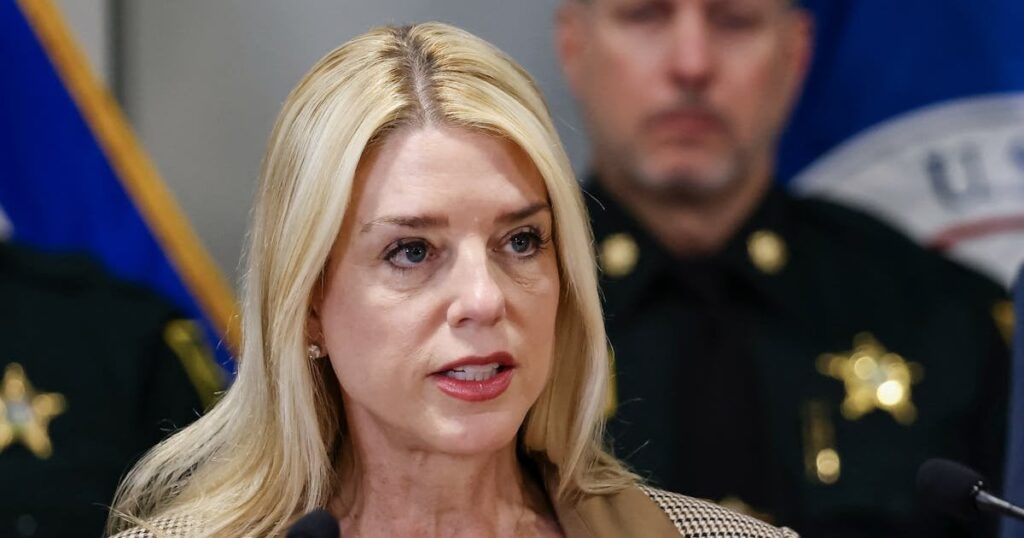 トランプの司法長官は逮捕された裁判官はほんの始まりにすぎないと警告する