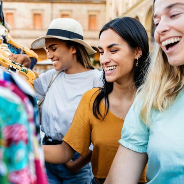 ヨーロッパの中古ファッション市場は2030年までに260億ユーロに達すると予測 - FashionNetwork 日本