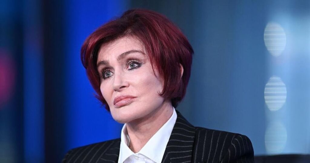 Sharon Osborneは、抗ジェノサイドの発言の後、KneeCapの米国勤務ビザの取り消しを求めています